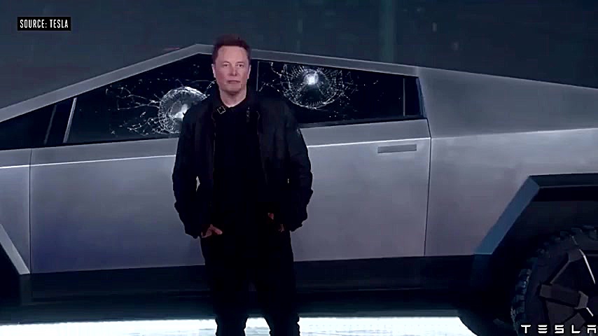 مراسم جالب رونمایی از تسلا سای...