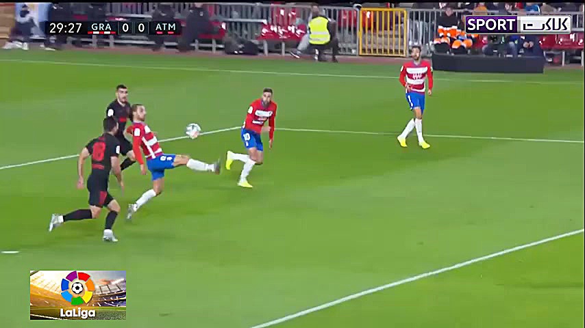 خلاصه بازی گرانادا 1 1 اتلتیکو...