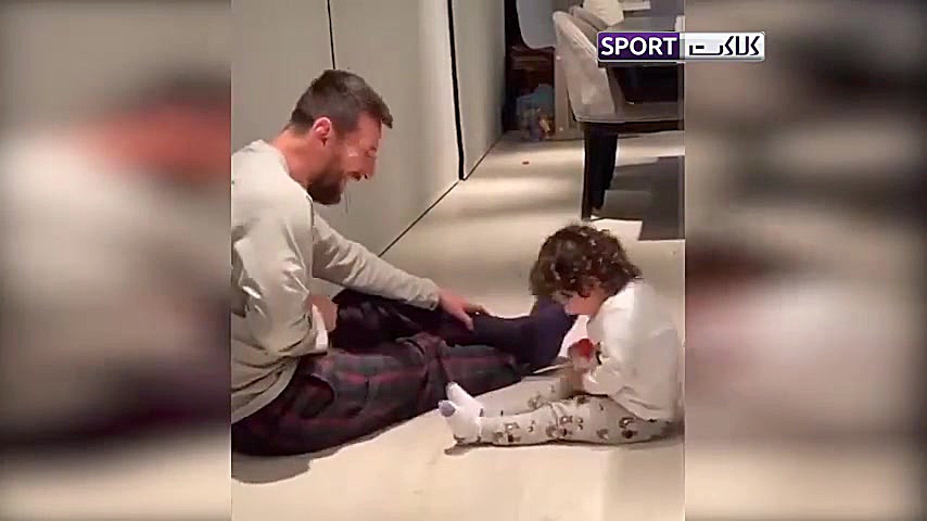 چالش بطری لیونل مسی با فرزندش