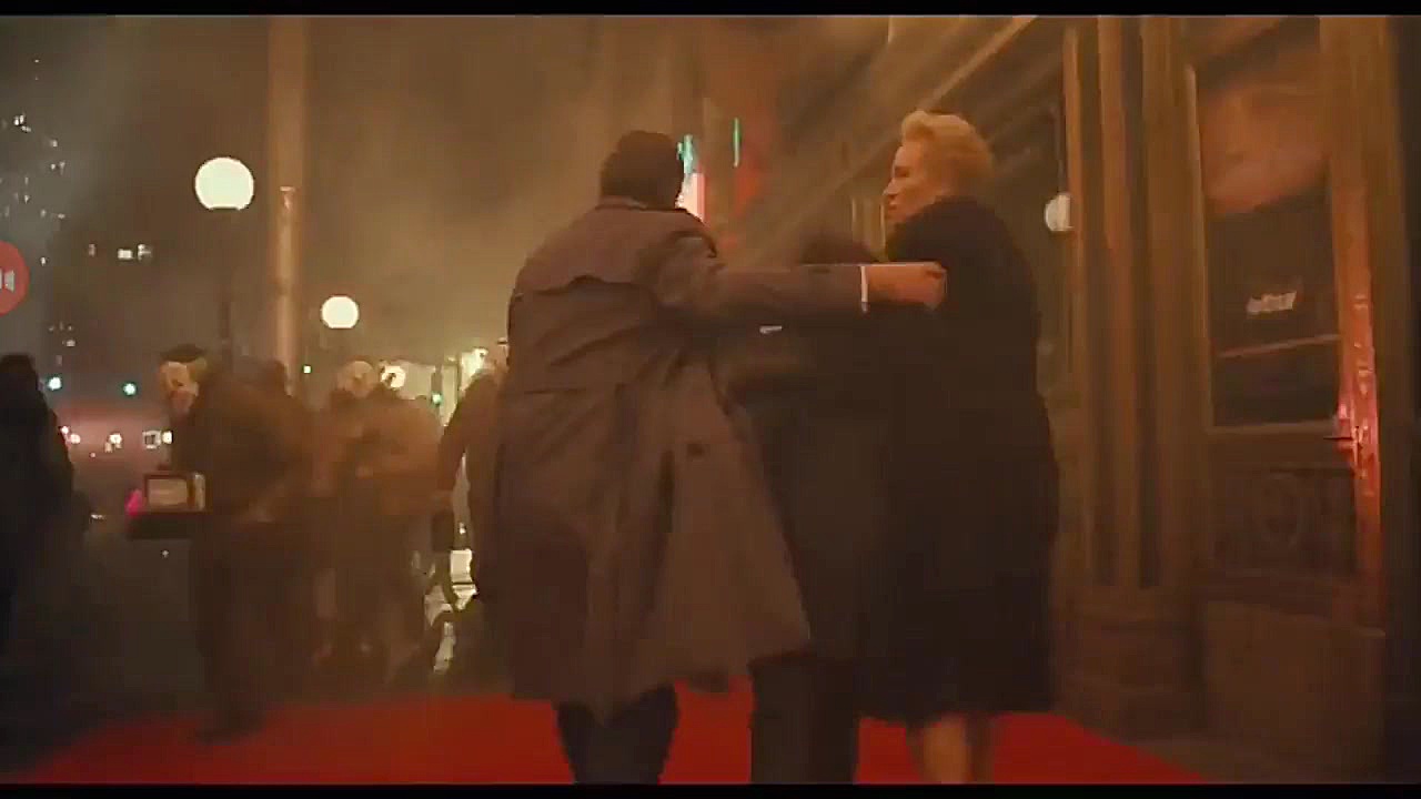 مرگ پدر و مادر بتمن در فیلم Jo...