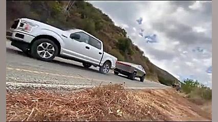 زورآزمایی بین سایبرتراک و فورد...