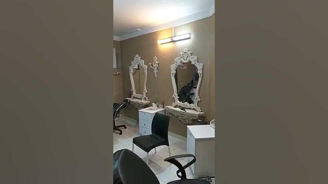  قبل از بازسازی آرایشگاه زنانه