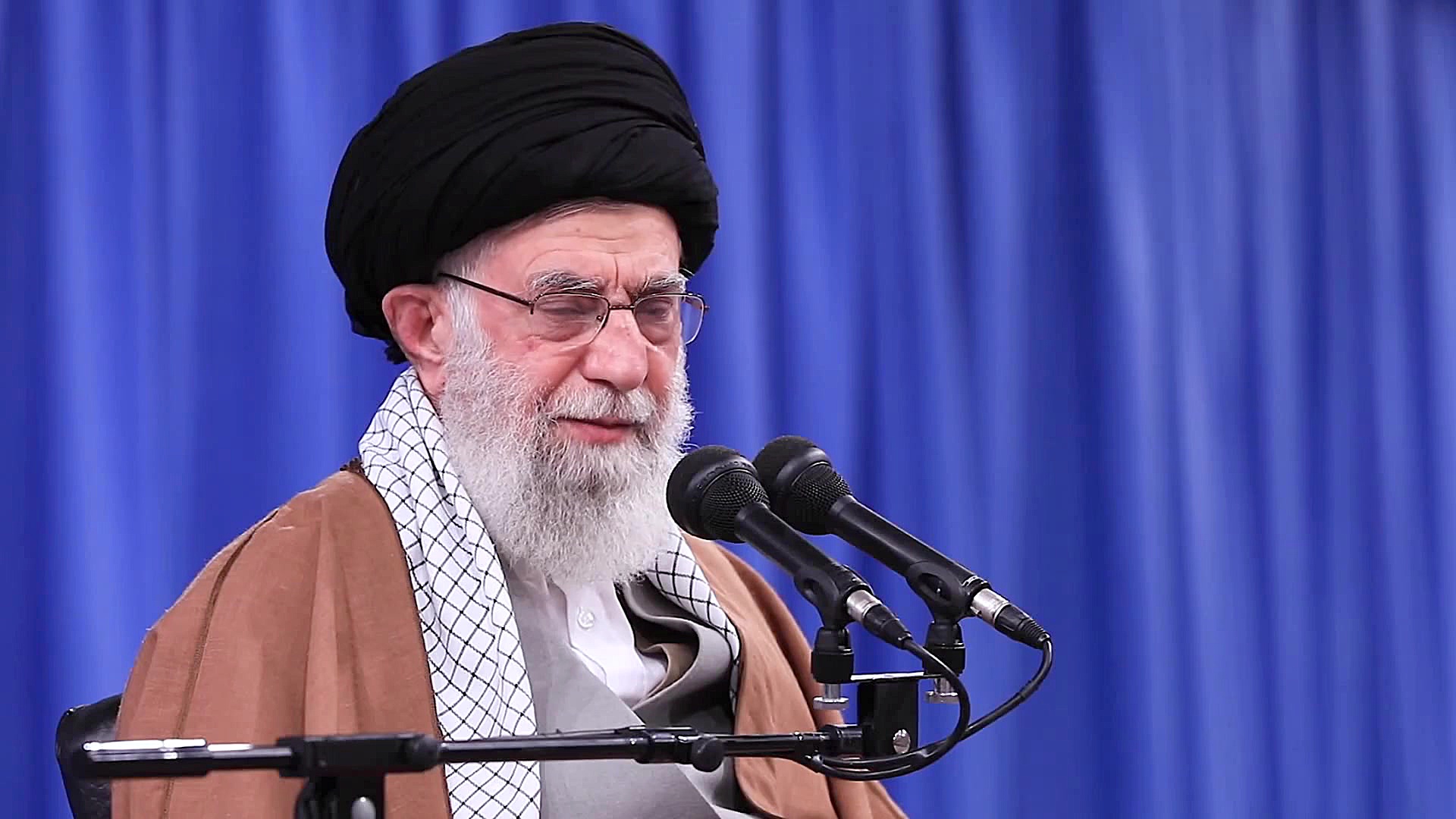 توطئه بسیار خطرناکی توسط مردم...