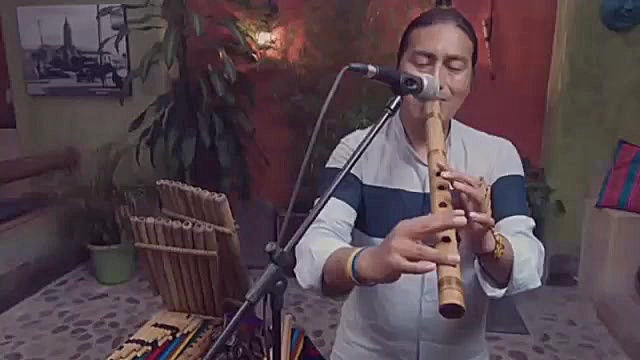 آموزشگاه موسیقی همراز: اجرای آ...