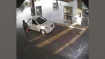 آتش گرفتن دو نفر بر اثر بی احت...