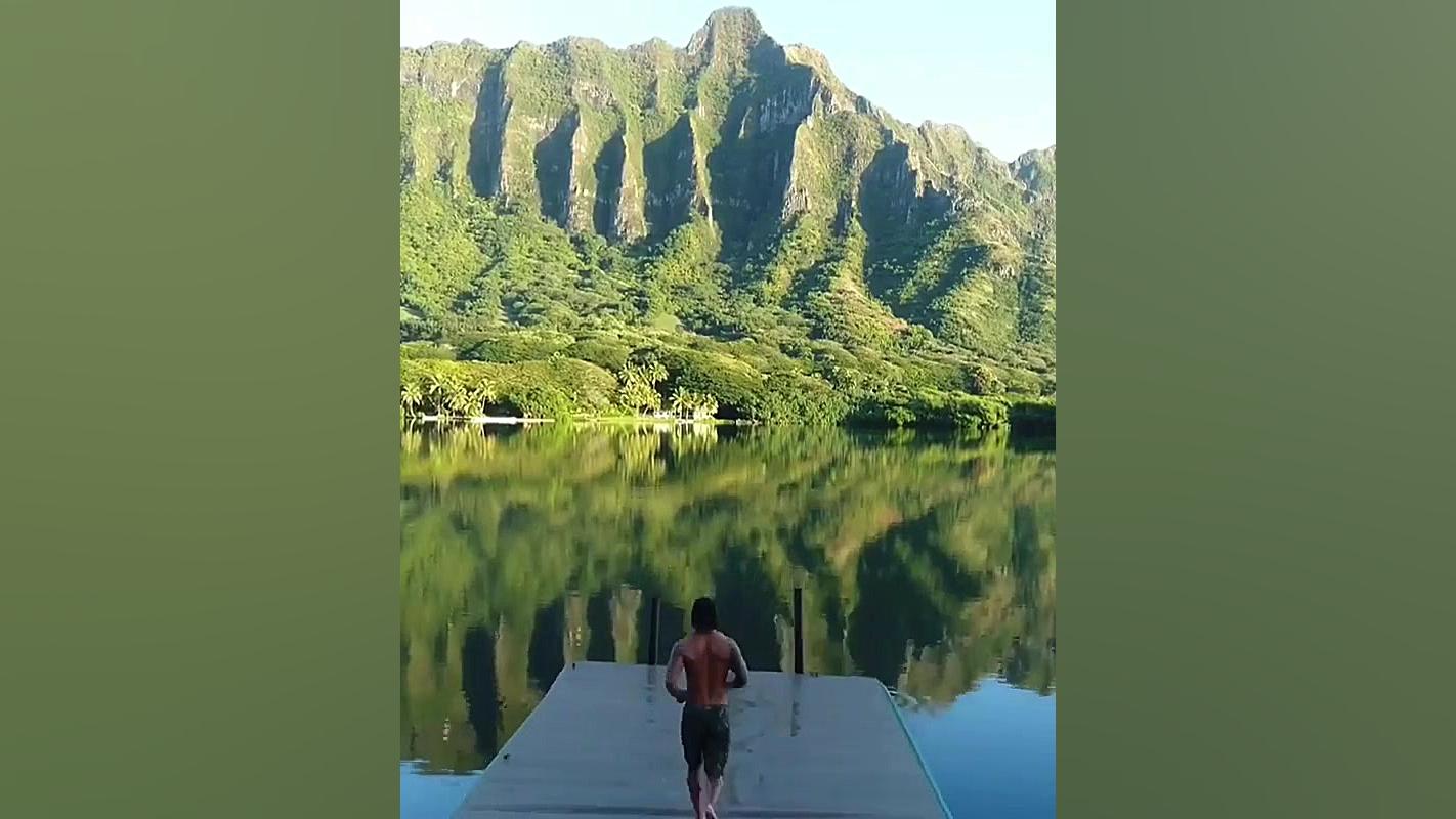 اینجا زمین خدا