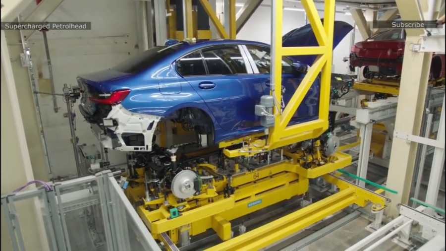 خط تولید ماشین بی ام و سری 3 د...