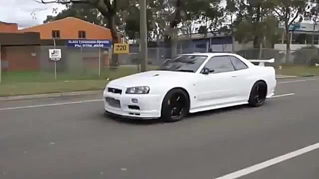 شتابگیری نیسان اسکای لاین جی ت...