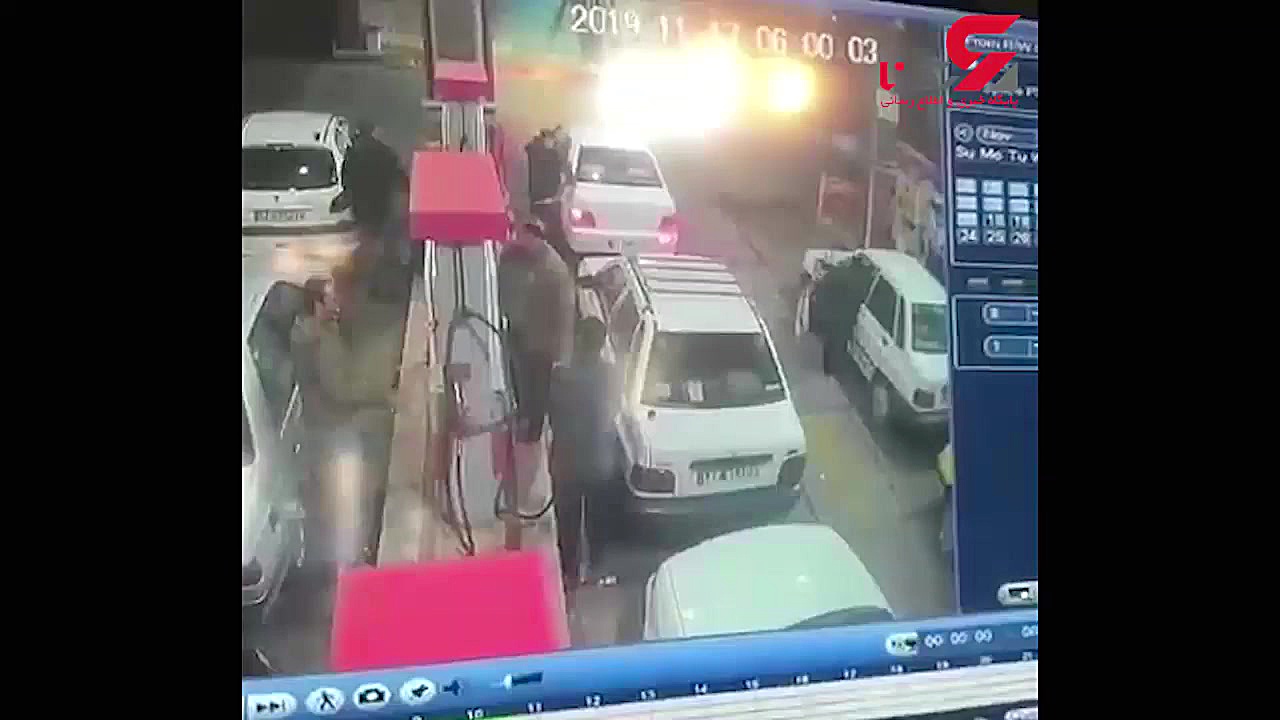 صحنه ای وحشتناک از آتش زدن کار...