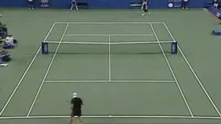 اندر تیکر در زمین تنیس !!!