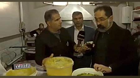 کِرم زنده در غذای رستوران!