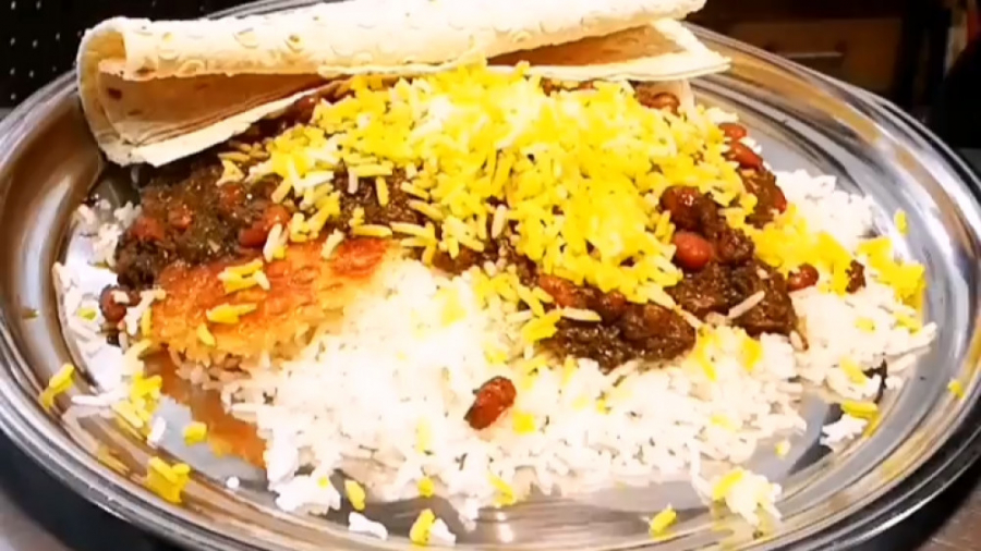 غذا خوری رابو در بازار تهران