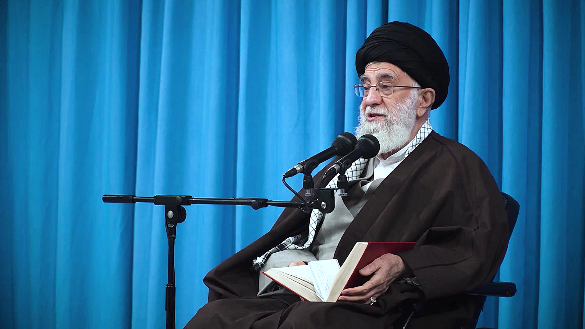 اگر توان مدیریتی ندارید، مسئول...