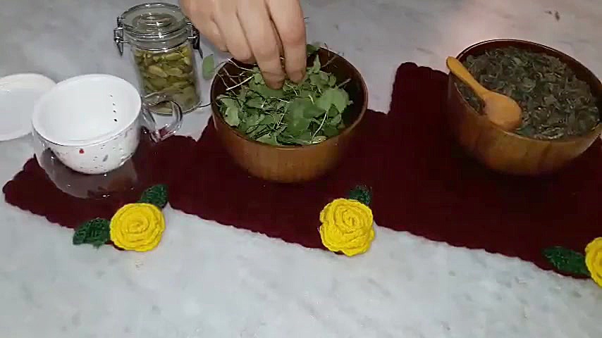 طرز تهیه دمنوش گوتاکولا (سنتلا...