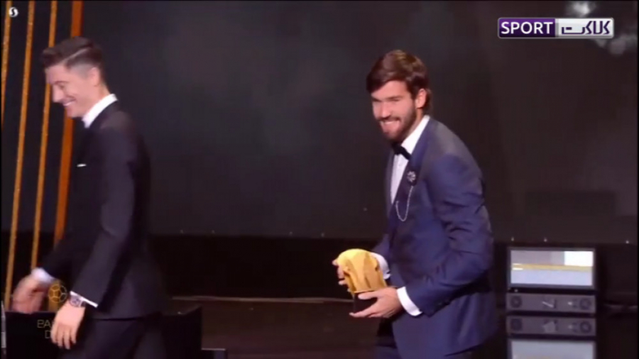 آلیسون بکر برنده جایزه یاشین 2...