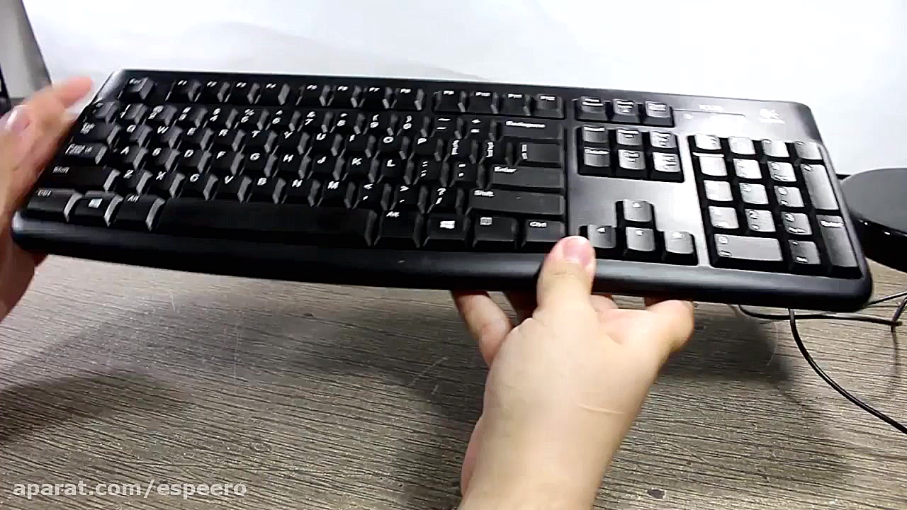 نحوه باز کردن کیبورد Logitech...