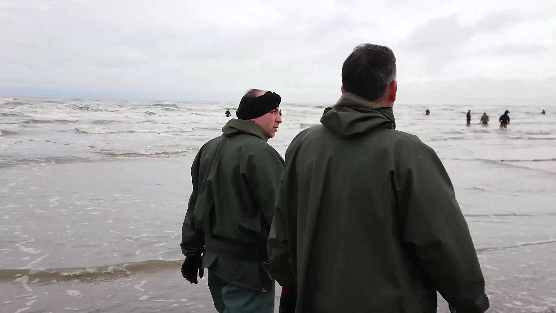 هم‌وطنان ما در ساحل دریا چه می...