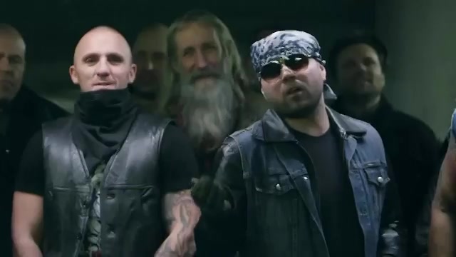 براساس ظاهر ادمها قضاوت نکنیم