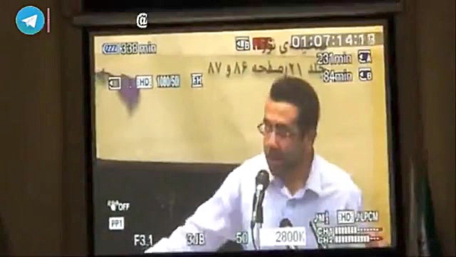 انتقاد دانشجو از مردمداری رهبر...