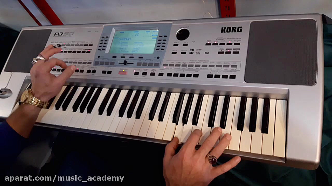 ارگ نوازی آهنگ قدیمی عالی(دختر...