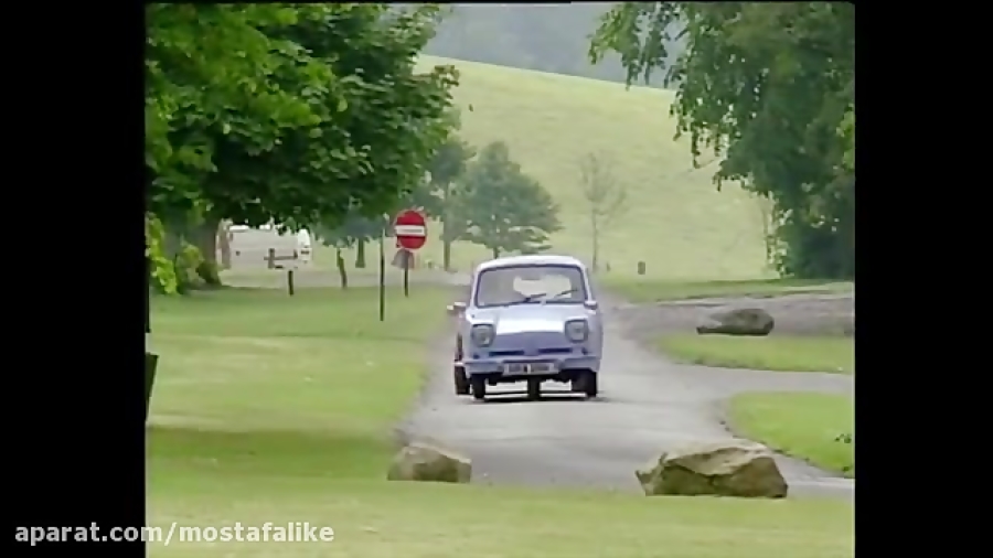 ﻿کلیپ طنز مستربین تصادف ماشین...