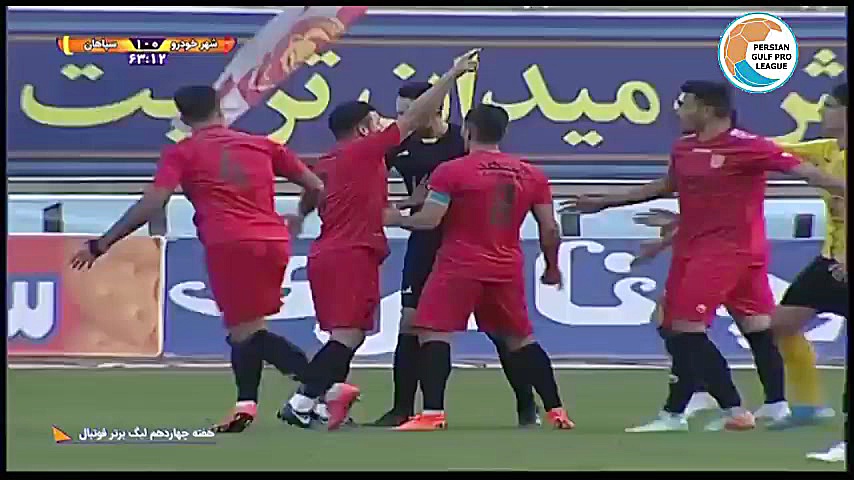 ویدیو؛ دو صحنه مشکوک به پنالتی...