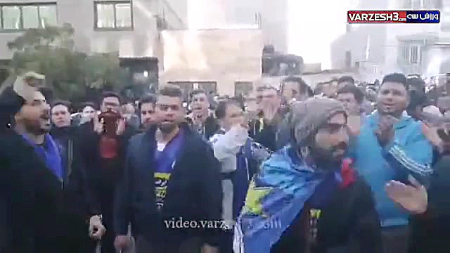 هواداران خشمگین استقلال