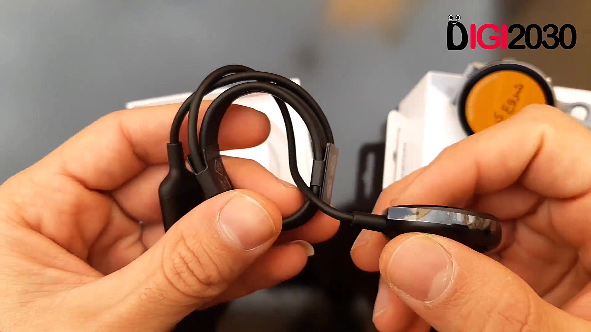 آنباکس و جعبه گشایی ساعت هوشمن...