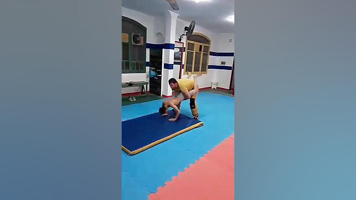 پسر بچه کشتی کج کار ایرانی!حتما ببینید!!!