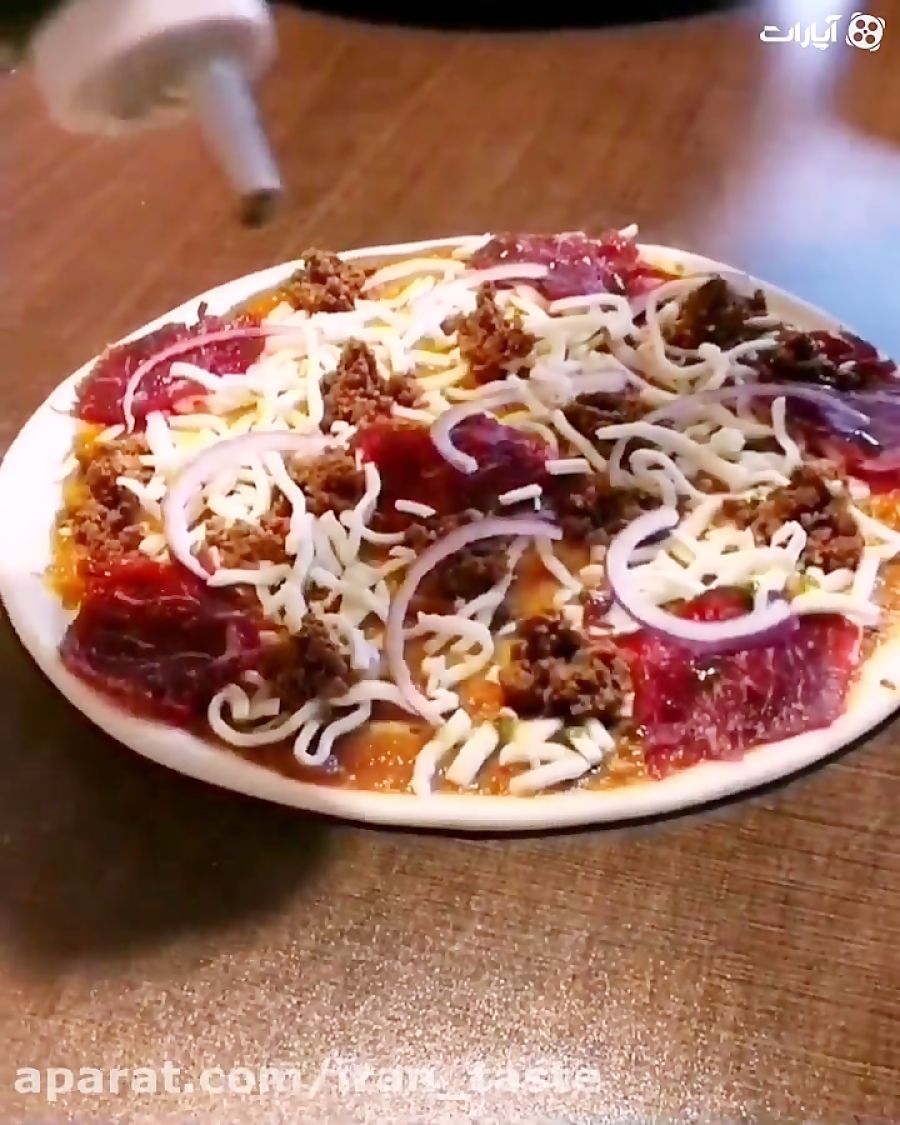 پیتزای ایتالیایی با دستورالعمل...