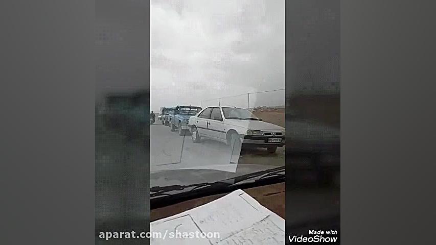 صف طولانی بنزین در شهر جالق سر...
