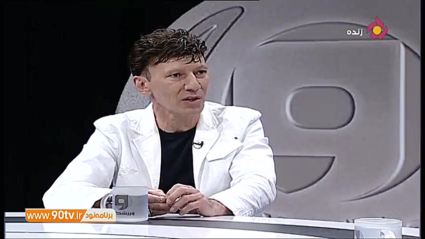 ورزشگاه توضیحات مارکار آقاجانی...