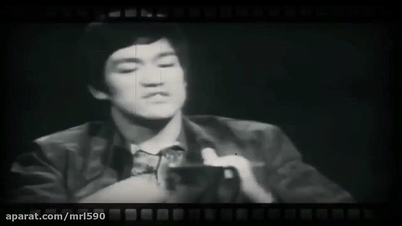 مشت نزدیک بروس لی و حرکات ثبت...