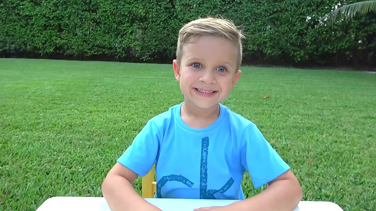 دیانا و روما  بازی بیرون از خا...