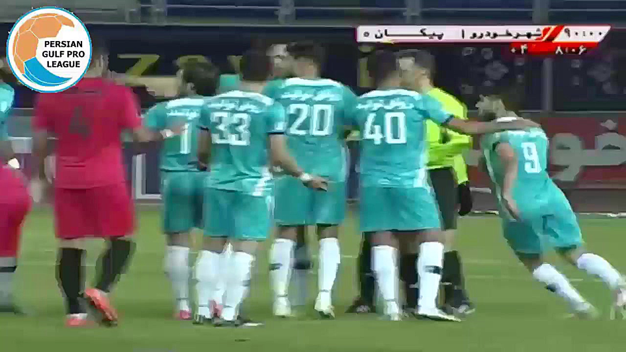 خلاصه بازی شهر خودرو 1 0 پیکان...