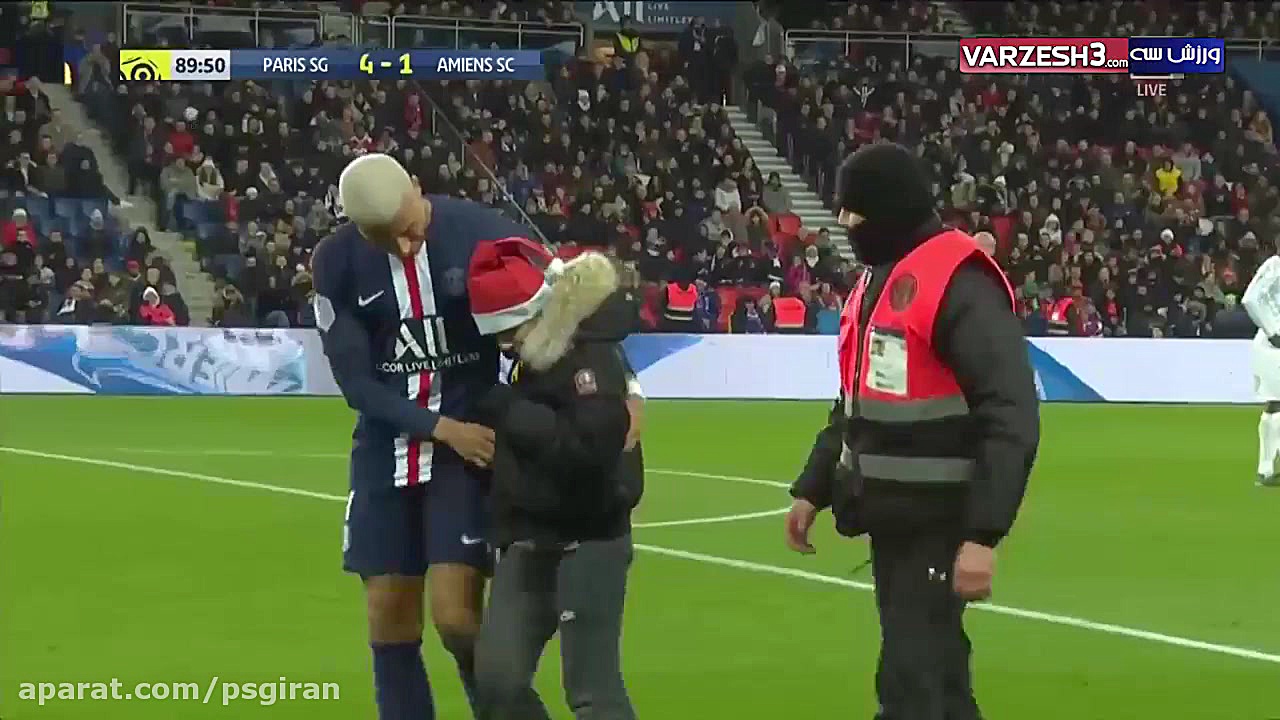 پاری سن ژرمن 4  1 آمیان.هفته 1...