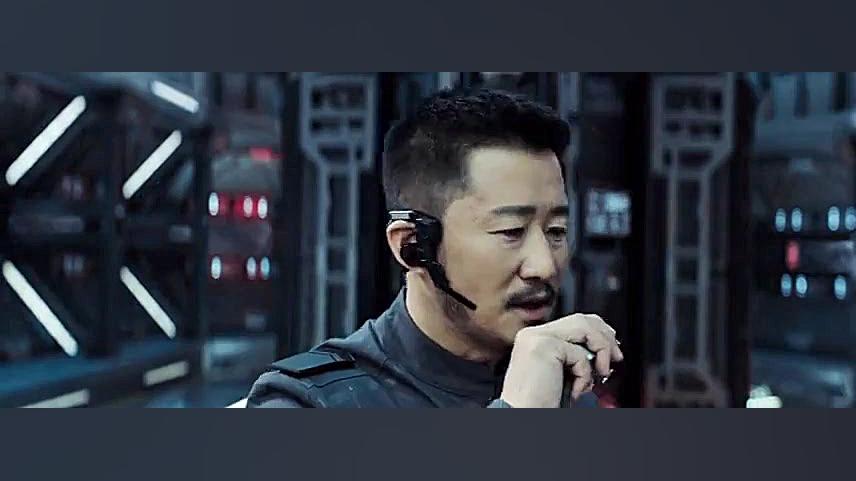 فیلم سینمایی(زمین سرگردان)The Wandering Earth 2019دوبله فارسی زمان7530ثانیه