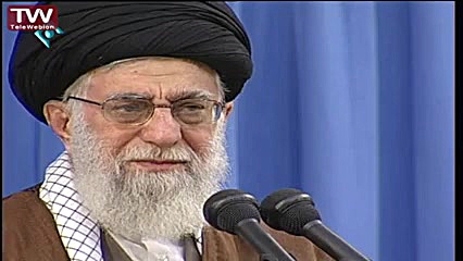 مداحی نریمانی در مقابل رهبر مع...