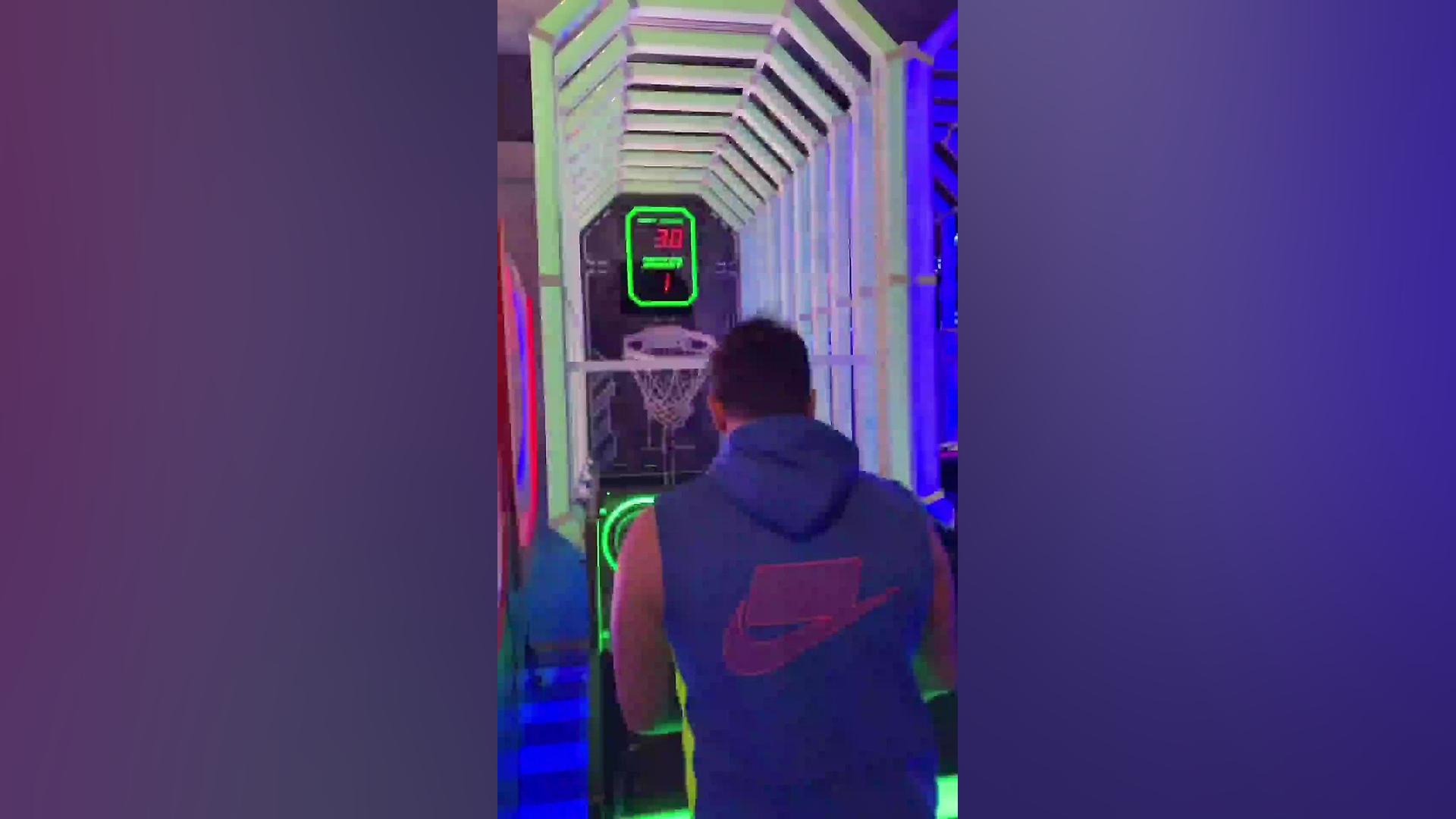 رضاگلزار سوپراستار همه فن حرف...