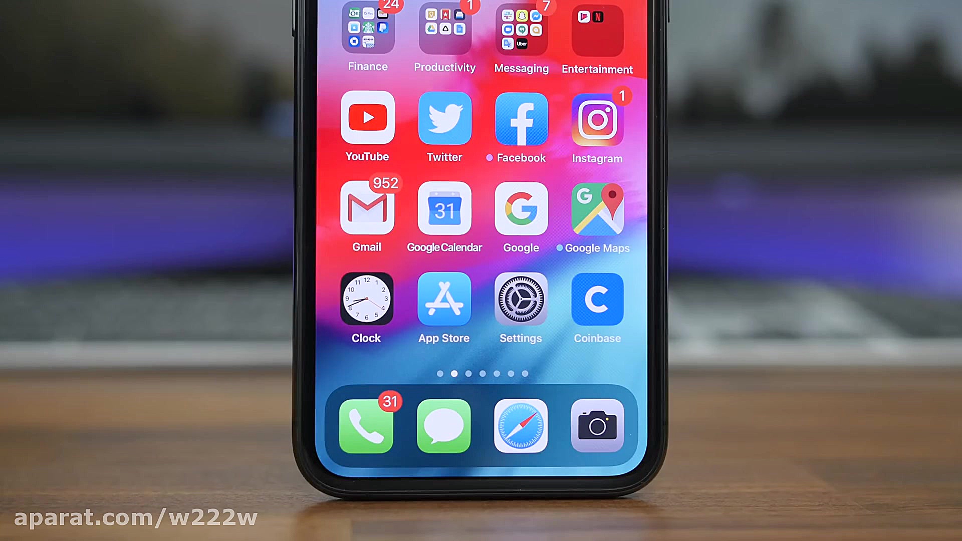 آنباکسینگ آیفون ۱۱ پرو