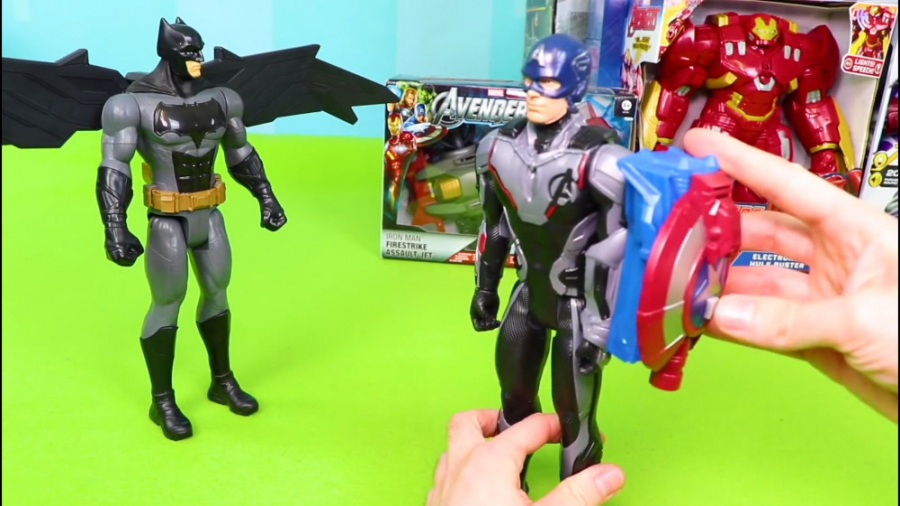 اسباب بازی های ابر قهرمانها سر...