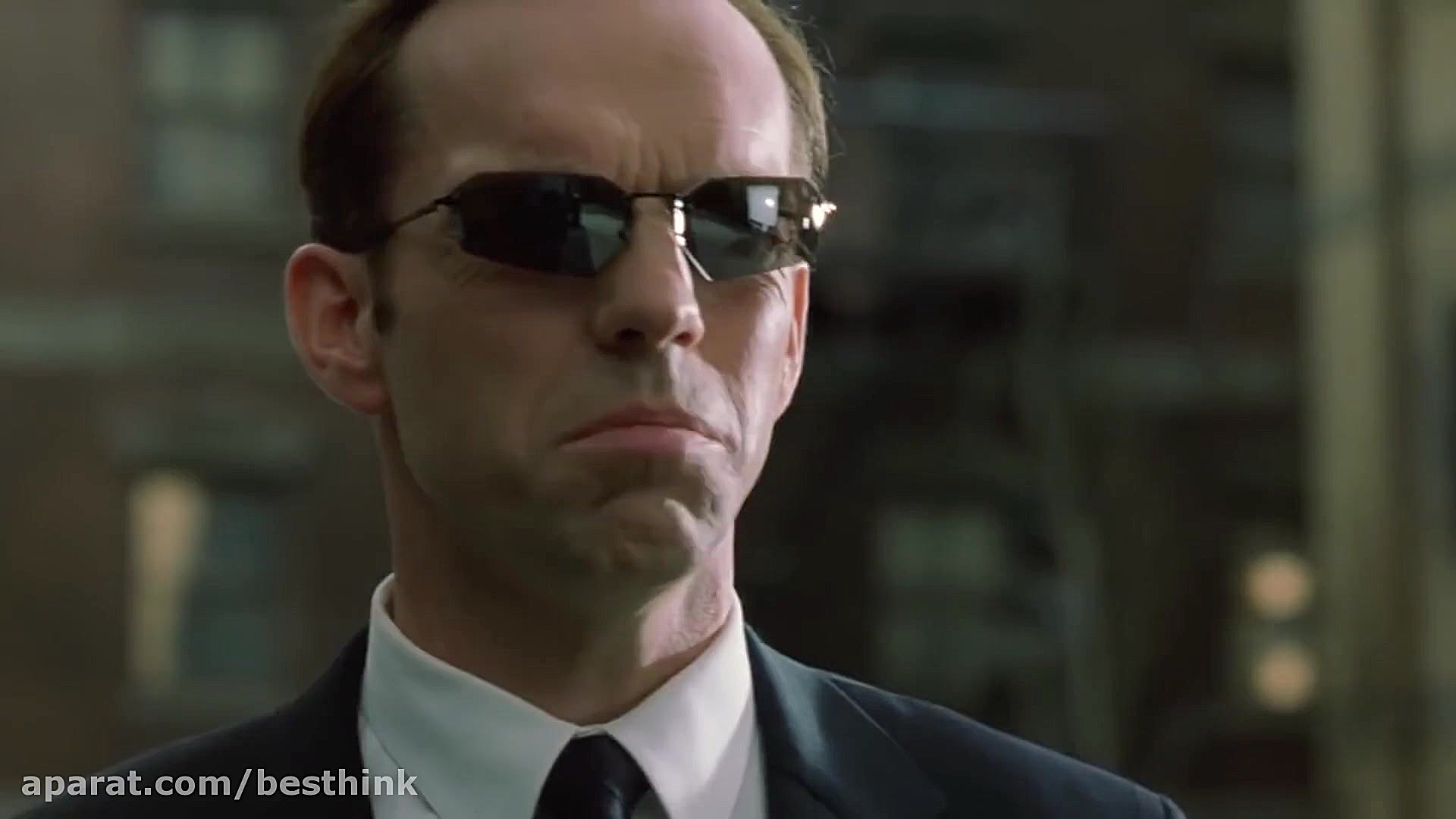 سکانس مبارزه نئو با لکشر اسمیت...