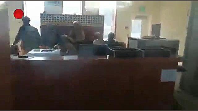 وحشت آمریکایی‌ها داخل سفارتشان...