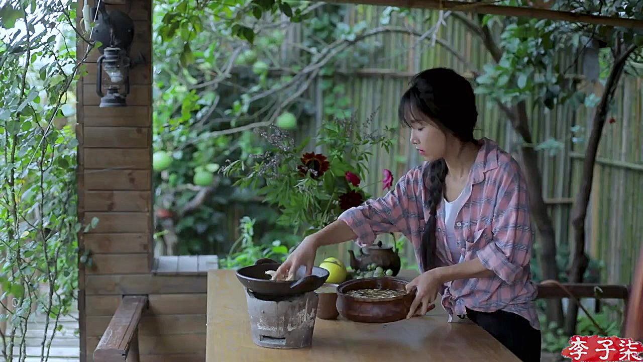 دختر آشپز و غذاهای افسانه ای ک...