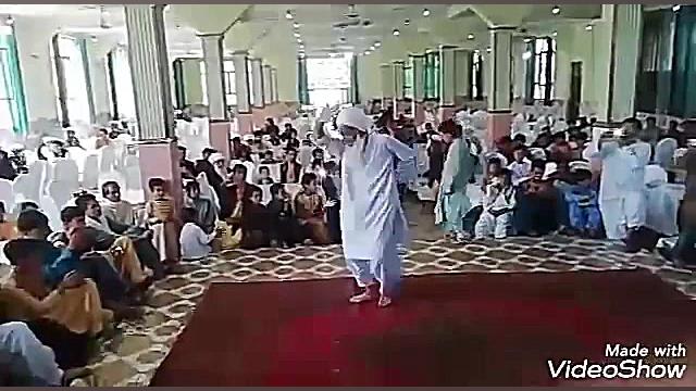 رقص پیرمرد افغانی