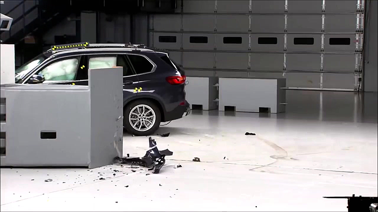 مقایسه تست تصادف سه شاسی بلند...