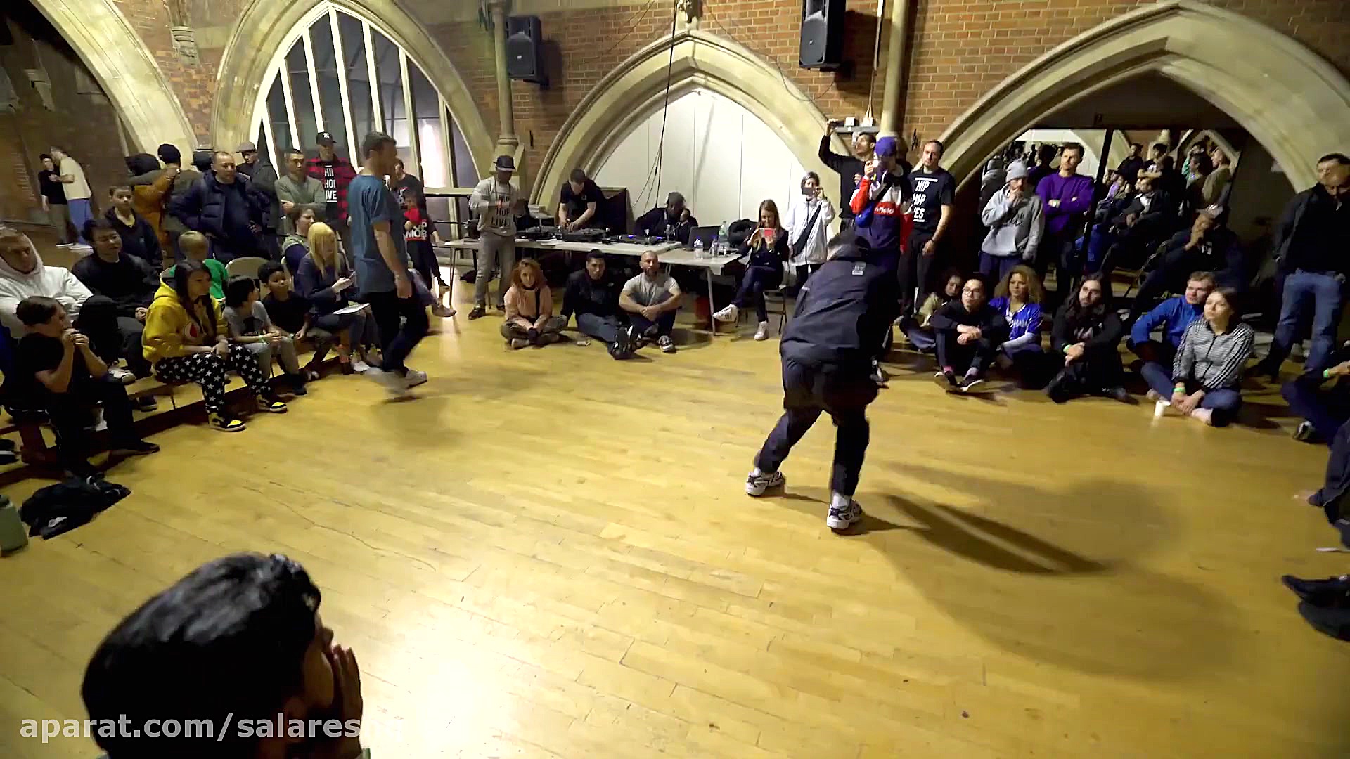 رقص شدید و مخفیانه دو نوجوان آ...