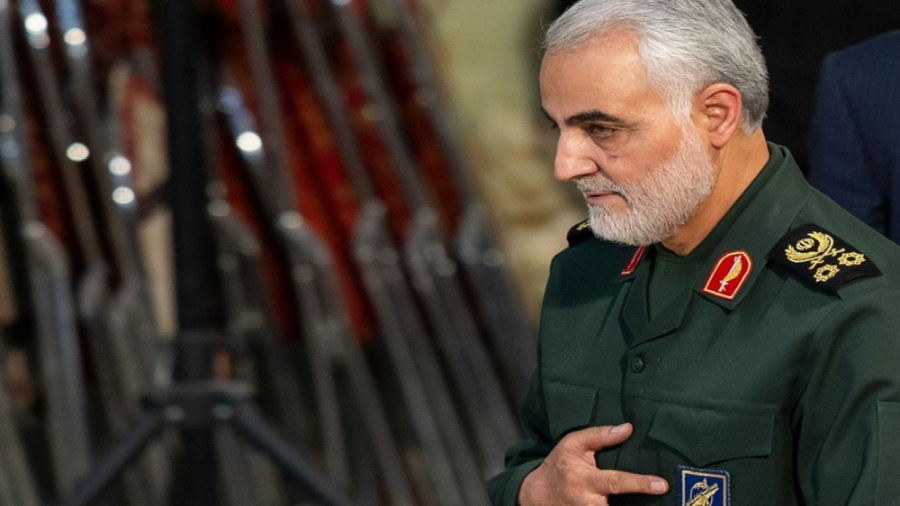 شهید حاج قاسم سلیمانی، میان مر...