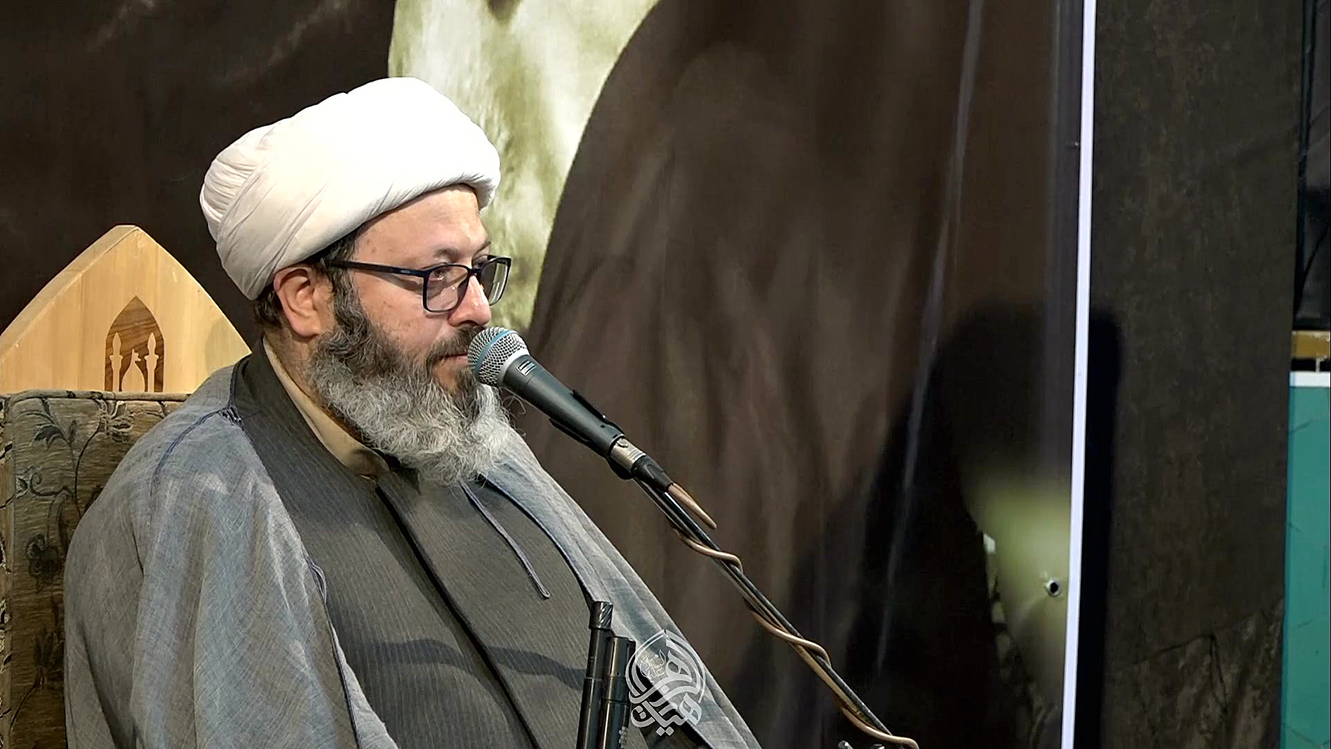 حجت الاسلام قاسمیان در سوگ سرد...