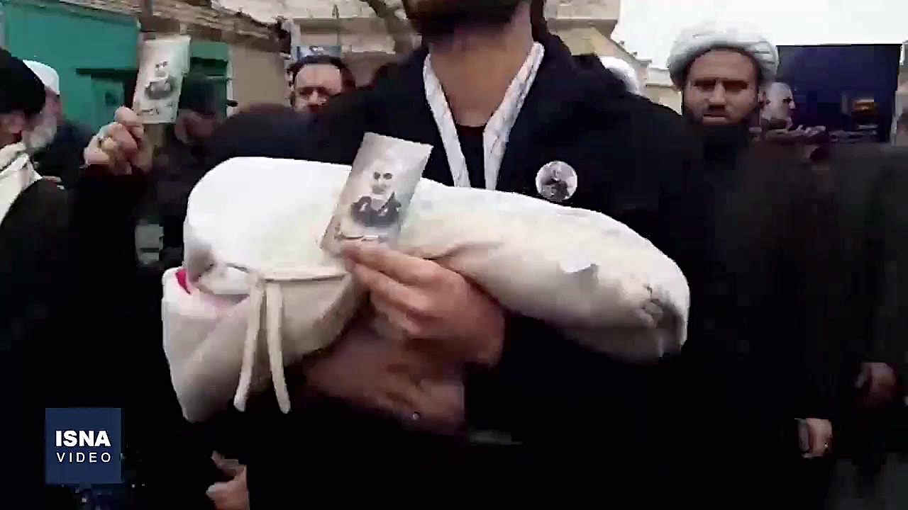 تشییع پیکر سردار سلیمانی و همر...